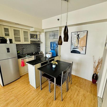 One- Bedroom Avida Cebu Tower 1 It Park Екстериор снимка